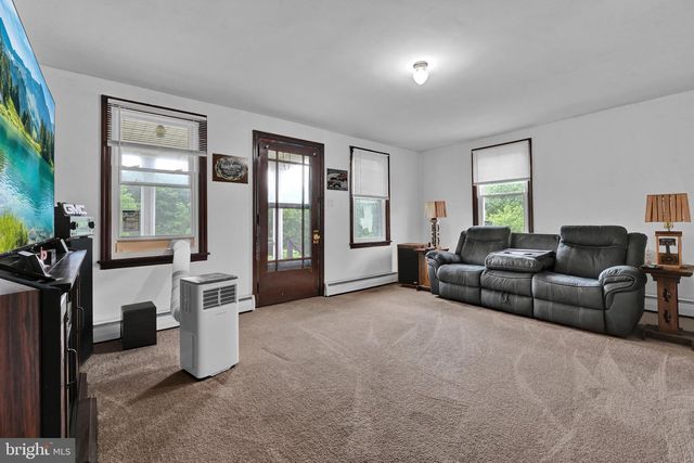 76-80 CIRCLE DR, Red Lion, PA 17356