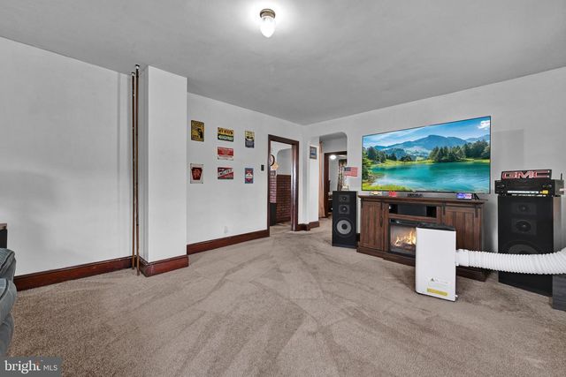 76-80 CIRCLE DR, Red Lion, PA 17356