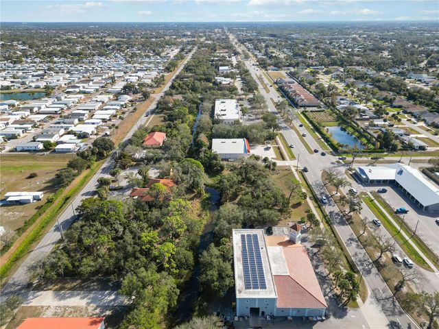 841 E VENICE AVENUE, Venice, FL 34285