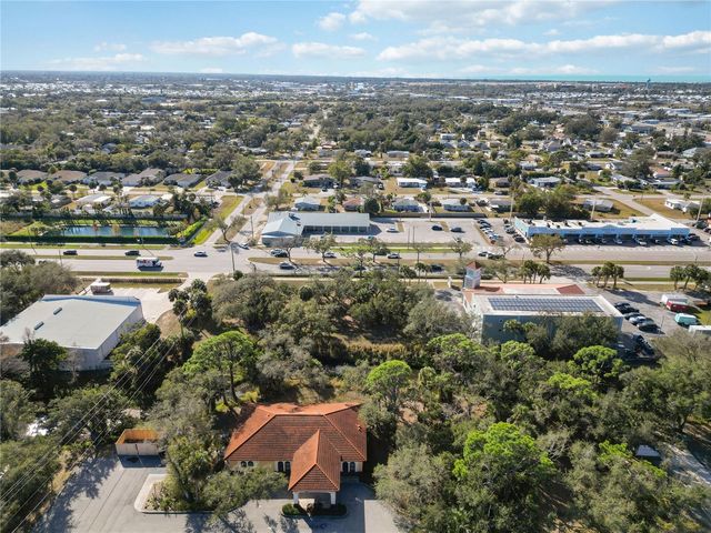 841 E VENICE AVENUE, Venice, FL 34285