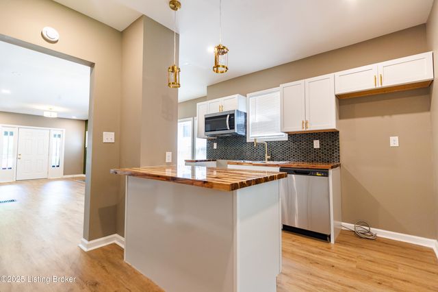 2108 Oregon Ave, Louisville, KY 40210