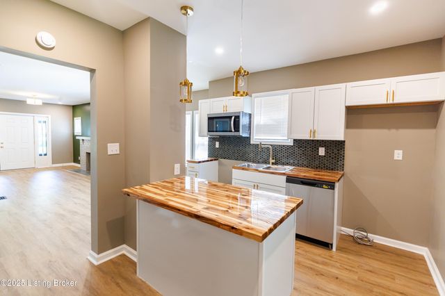 2108 Oregon Ave, Louisville, KY 40210