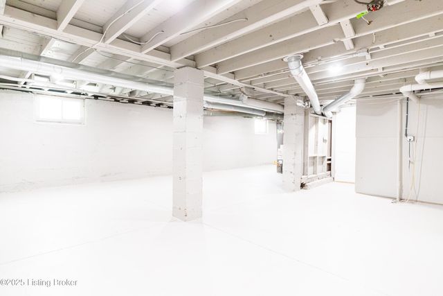 2108 Oregon Ave, Louisville, KY 40210