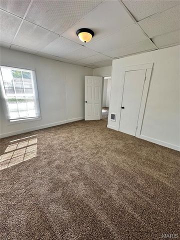 406 W Gladys Street, Sikeston, MO 63801