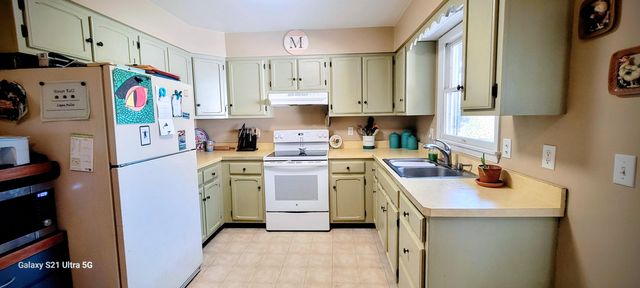 1 Flanagan Drive, Plattsburgh, NY 12901