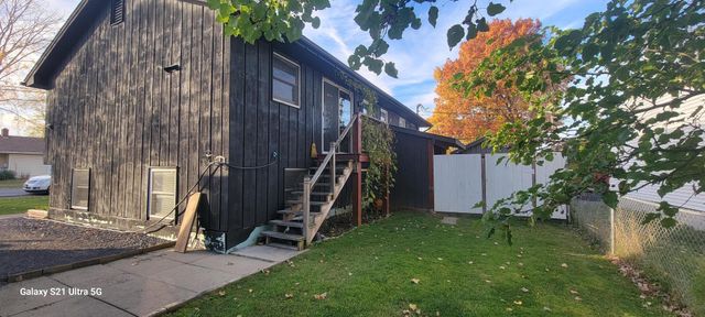 1 Flanagan Drive, Plattsburgh, NY 12901