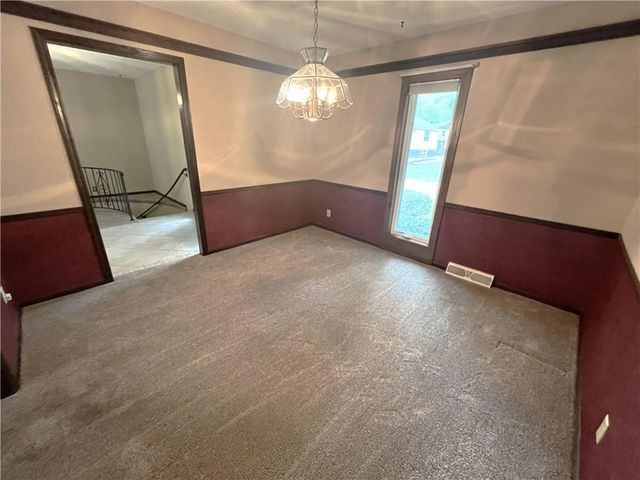 1208 SW 23rd Street, Blue Springs, MO 64015