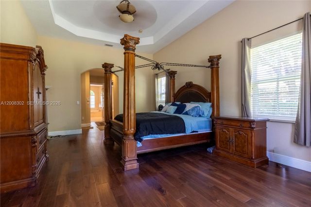 12743 N Winners Cir, Davie, FL 33330