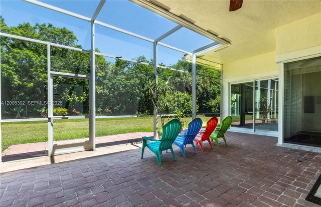 12743 N Winners Cir, Davie, FL 33330