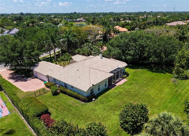 12743 N Winners Cir, Davie, FL 33330
