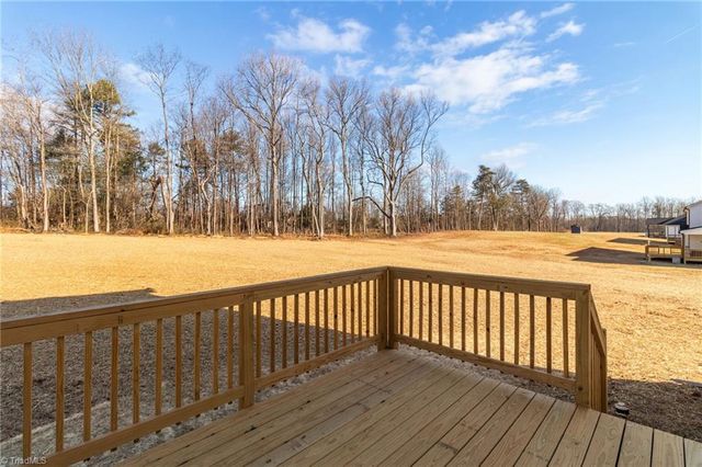 1392 Ouray Drive, Kernersville, NC 27284