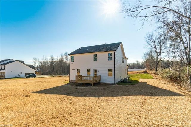 1392 Ouray Drive, Kernersville, NC 27284