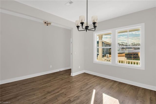 1392 Ouray Drive, Kernersville, NC 27284