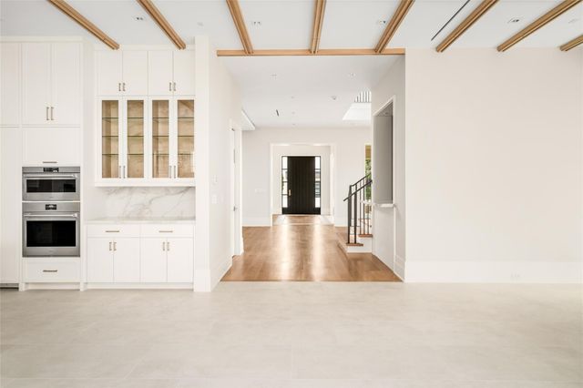 4006 Overbrook Lane, Houston, TX 77027