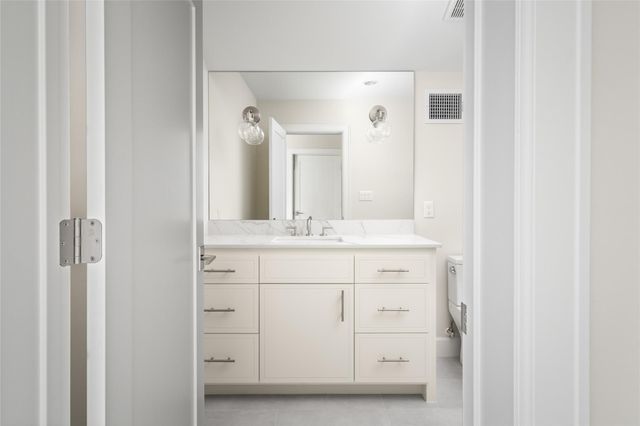 4006 Overbrook Lane, Houston, TX 77027