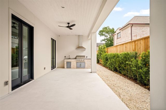 4006 Overbrook Lane, Houston, TX 77027