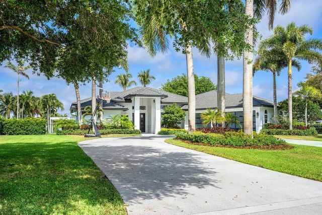 8331 Sawpine Road, Delray Beach, FL 33446