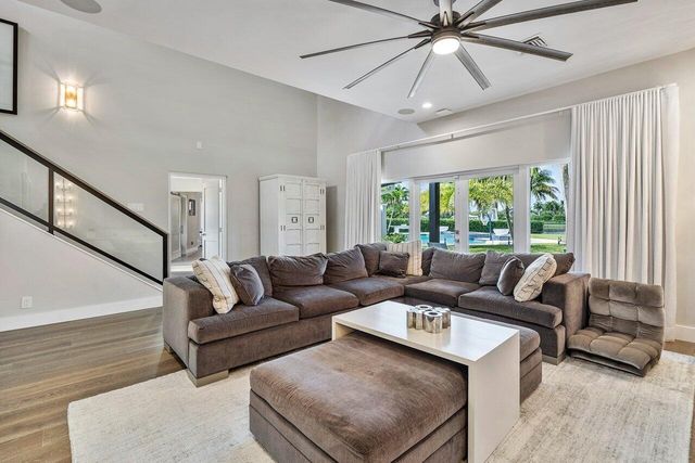 8331 Sawpine Road, Delray Beach, FL 33446