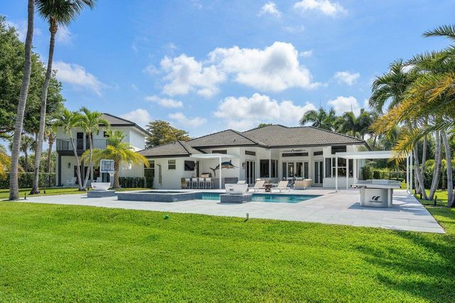 8331 Sawpine Road, Delray Beach, FL 33446