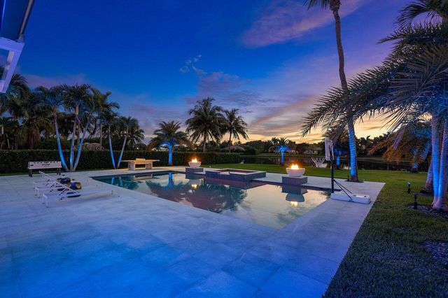 8331 Sawpine Road, Delray Beach, FL 33446