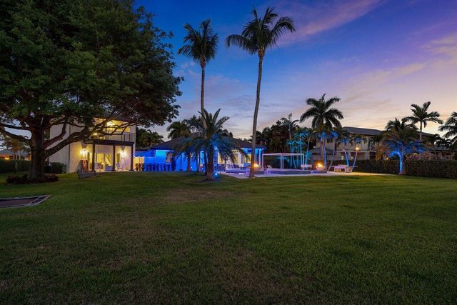 8331 Sawpine Road, Delray Beach, FL 33446