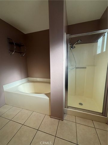 9213 Independence Way, North Hills, CA 91343