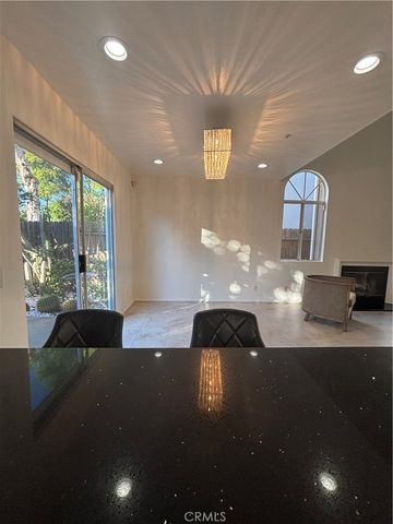 9213 Independence Way, North Hills, CA 91343