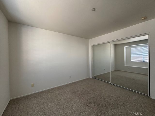 9213 Independence Way, North Hills, CA 91343