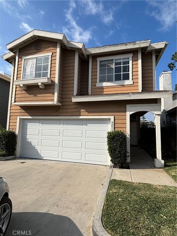 9213 Independence Way, North Hills, CA 91343