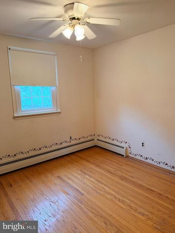 31 REMBRANDT LN, Southampton, PA 18966
