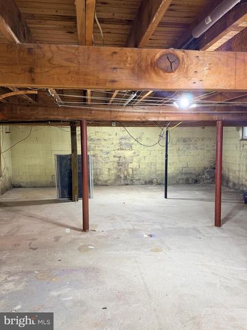 31 REMBRANDT LN, Southampton, PA 18966