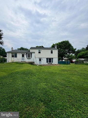 31 REMBRANDT LN, Southampton, PA 18966