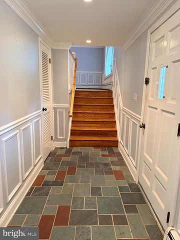 31 REMBRANDT LN, Southampton, PA 18966