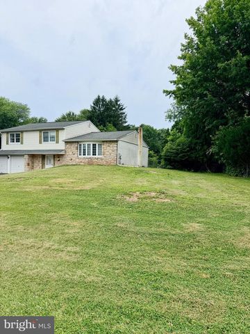 31 REMBRANDT LN, Southampton, PA 18966