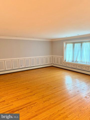 31 REMBRANDT LN, Southampton, PA 18966