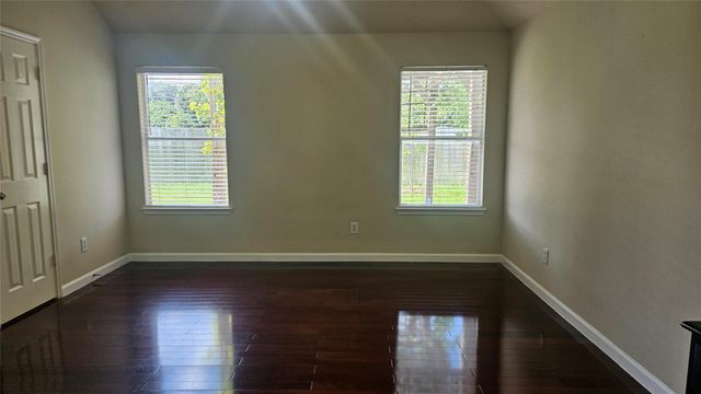 9611 Drummond Cliff, Houston, TX 77064