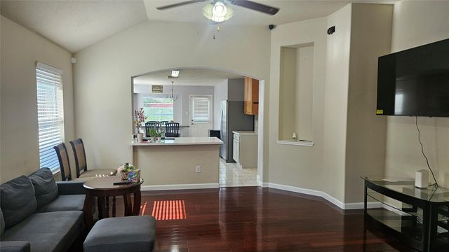 9611 Drummond Cliff, Houston, TX 77064
