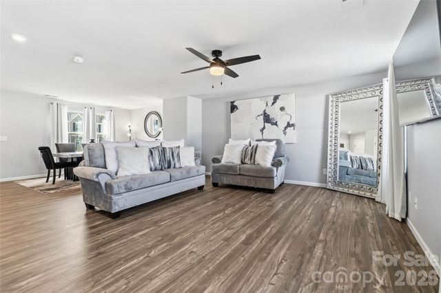 5127 Merwyn Avenue, Charlotte, NC 28215