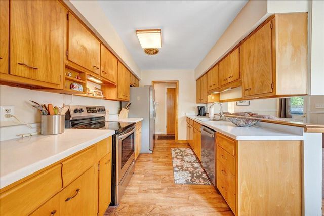 2716 Deerfield RD, Roanoke, VA 24015