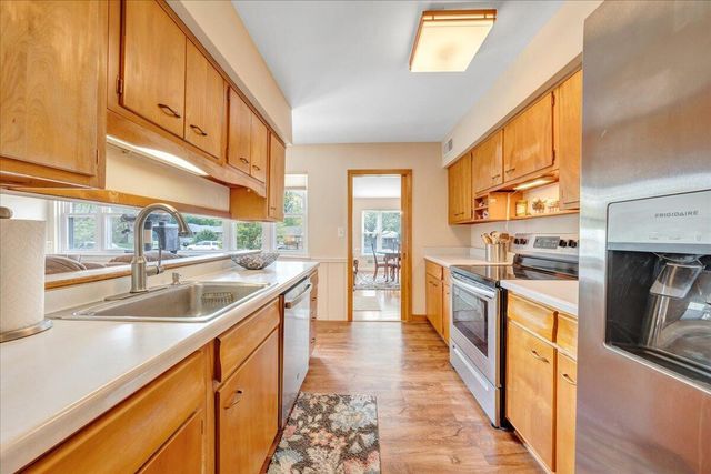 2716 Deerfield RD, Roanoke, VA 24015