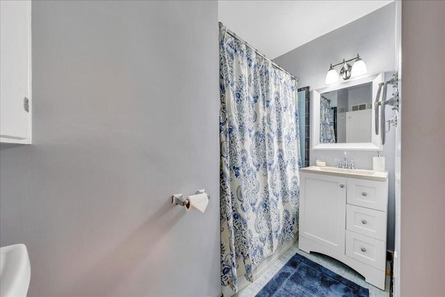 2716 Deerfield RD, Roanoke, VA 24015