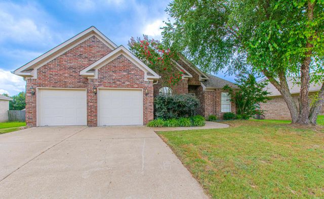 13 Blueberry Ln, Cabot, AR 72023