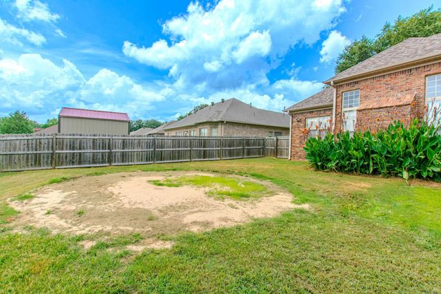 13 Blueberry Ln, Cabot, AR 72023