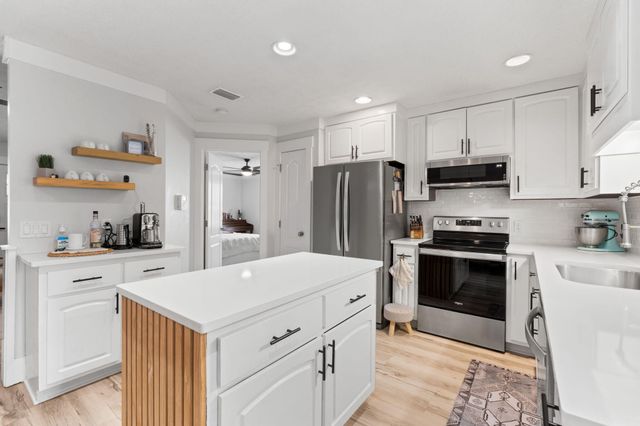 506 Dolphin Drive, Panama City Beach, FL 32413