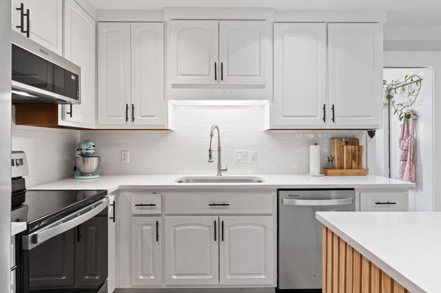 506 Dolphin Drive, Panama City Beach, FL 32413