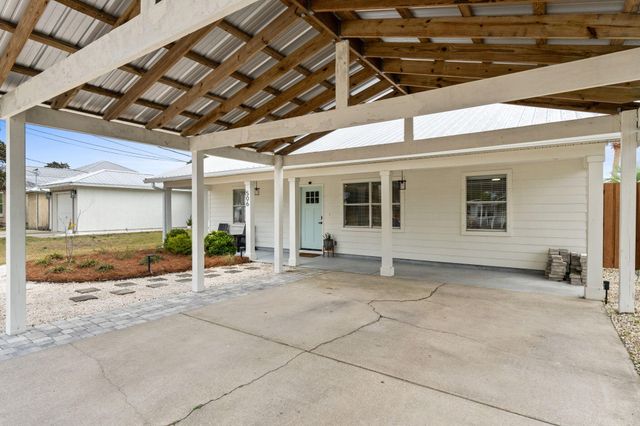 506 Dolphin Drive, Panama City Beach, FL 32413