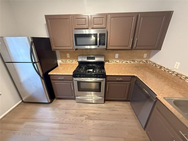 1210 Kilmington Court, Alpharetta, GA 30009