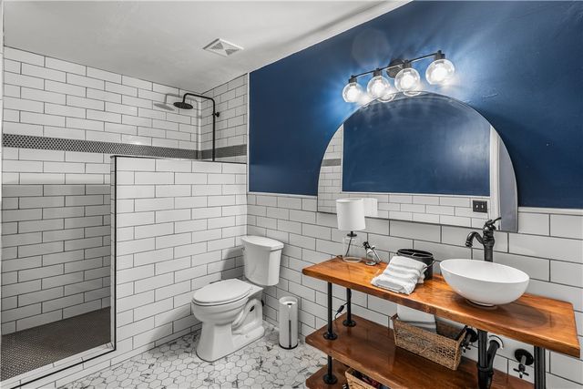 181 Crowe Creek Church Road, Six Mile, SC 29682