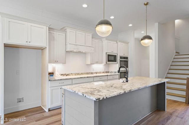 5064 Sophia Lane, Hernando, MS 38632