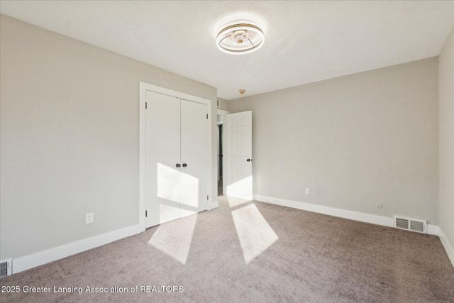 2250 Seminole Drive, Okemos, MI 48864